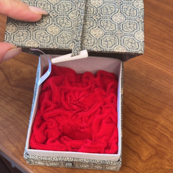 Presentation Gift Box - Picture 4 of 9